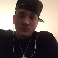 Robert Lanphear (@Berto_Lanphear)