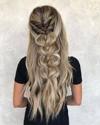 The sleek and curled style is a beautiful way to manage your long blond hair. 370 Unique Hairstyles Ideas Long Hair Styles Hair Styles Braided Hairstyles