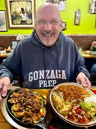 We ordered fajitas at La Presa Mexican Restaurant