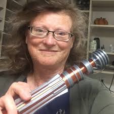 Leia Hilt