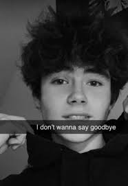 Black And White Pictures Of Famous People On Tiktok Thom Brier Tiktok En 2020 Mec Bg Mec Cinema