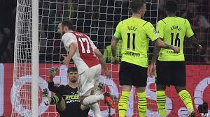 Woensdag speelt de ploeg van erik ten hag in de uefa champions league tegen borussia dortmund. Ajax Continues To Shine In The English Premier League As Dortmund Plays At Home With Four