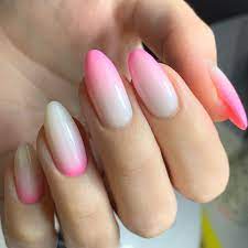 Розовый градиент ногти