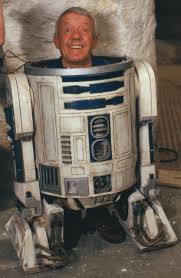 Star Wars - Happy birthday, Kenny Baker! The much loved actor that brought  R2-D2 (and Paploo!) to life is celebrating his 80th today. | Facebook