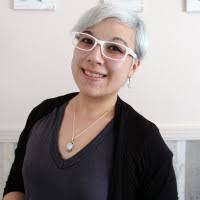 Elizabeth Lydon's Instagram, Twitter & Facebook