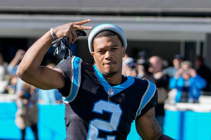 DJ Moore is One of the Most Slept On Wide Receivers in the League, But  Winning is More Important to Him than Accolades - Carolina Blitz