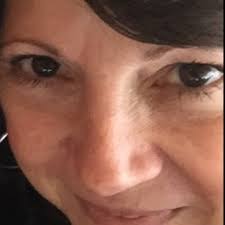 Michelle Nowell's Instagram, Twitter & Facebook