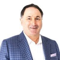 Dan Destefano's Instagram, Twitter & Facebook