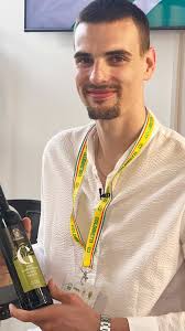 Ieri sera, durante uno dei nostri incontri con i corsisti, abbiamo avuto il  piacere di ospitare Simone Giannelli Simone Giannelli capitano della  Nazionale italiana di volley maschile, in quanto anche ...