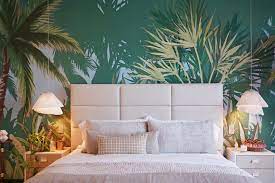 It's called the sumatra paradise, and is removable and reusable, so it's perfect for. Tropical Bedroom With Green Palm Wallpaper Hgtv