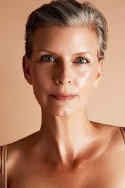 In this post, you can explore the cuts that will enhance your features and cut off some years. 80 Stylish Short Hairstyles For Women Over 50 Lovehairstyles Com