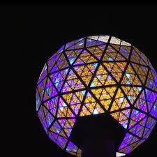 Video Why Is A Ball Dropped On New Year S Eve Vox Ball Drop Merry Christmas And Happy New Year Christmas Bulbs
