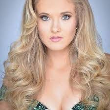 Jeanne Overton's Instagram, Twitter & Facebook