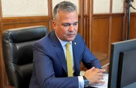 Ministrul Adrian-Ioan Veștea: „Peste 423 milioane de lei vor finanța 40 de  noi proiecte de infrastructură”