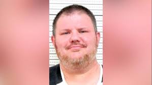 Mo. man uses gun as hammer at school