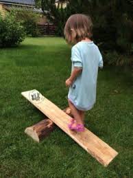 Holzwippedie Informative Mamablog Kleine Botin Dasdas Informative Mamablog Holzwippe 2 Die K In 2020 Backyard For Kids Outdoor Play Areas Natural Playground