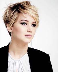 Quelle coiffure pour votre type de cheveux? La Coupe Courte Pixie Tendance Coiffure Femme
