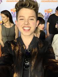 Hannah Blaise's Instagram, Twitter & Facebook