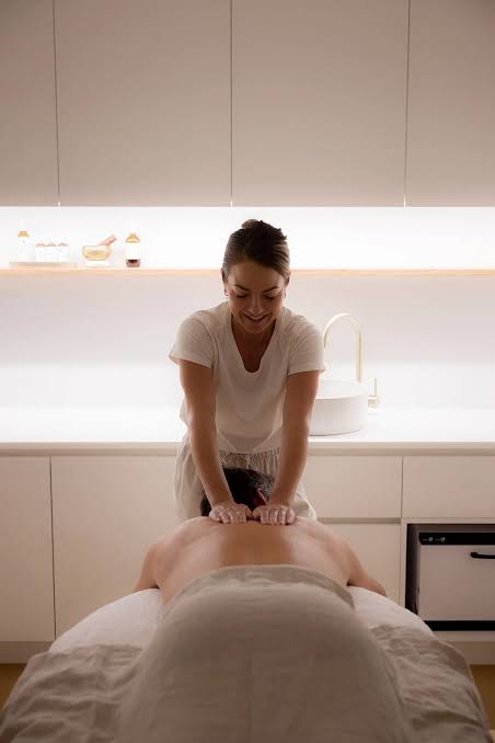 Hobart's Best Massage - Lavada Hobart