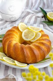 Ciambellone al limone senza burro, alto e soffice come una nuvola. Ciambella Al Limone Sofficissima E Deliziosa Senza Burro