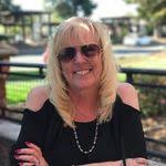 Laurie Bemis's Instagram, Twitter & Facebook