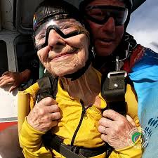 Campbell River Skydive Centre (@campbellriverskydive) • Instagram photos  and videos