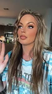 Monique Perdue's Instagram, Twitter & Facebook