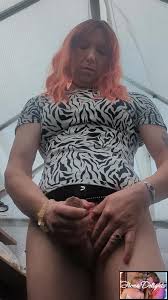 Sri Lankan Aunty Unleashed: Explicit Nude Gallery