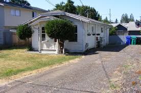 How much would the mortgage payment be on a $250k house? Livable Oregon Homes For 250 000 Or Less Photos Oregonlive Com
