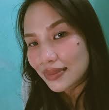 Joyce Vela's Instagram, Twitter & Facebook