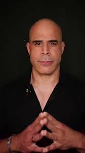 Justin Staples, CMO (@justinstaplescmo)