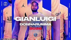 Psg gianluigi donnarumma'yı 12 milyon euro'dan 5 yıllık sözleşmeye ikna etti. Gianluigi Donnarumma Signs For Psg On A Free Transfer From Ac Milan Daily Mail Online