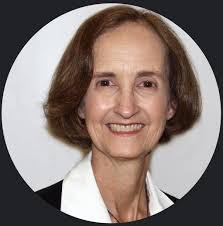 Crystal Flannery's Instagram, Twitter & Facebook