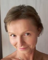 My hairdresser got some new art in her salon since the last time I saw her  and I can only wish my hair was long enough to create such a funky dude