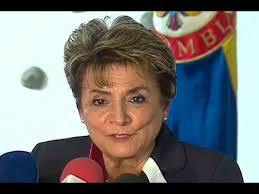 Dolly Montoya, primera mujer en tomar las riendas de la Universidad  Nacional