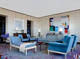 Le livre numérique (en anglais : A Manhattan Duplex Is Radically Redesigned By Carlos Aparicio Architectural Digest