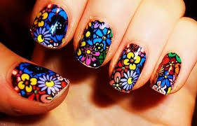 Video tutorial de como hacer una decoración de moda en uñas divertidas para adolescentes. Disenos De Unas Con Flores Unasdecoradas Club