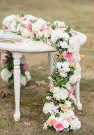 Love This Floral Table Runner Make It With Silk Flowers Months Before The Wedding And It Will Still Look Fr Table Runners Wedding Floral Runner Wedding Table