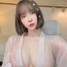 비공개 사진 유출: 판쟈우쟈우의 에로틱한 레이스