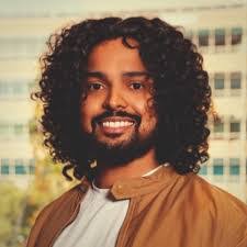 Alex Doud's Instagram, Twitter & Facebook