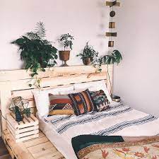 61 easy diy bed frame ideas you can build on a budget. Pin By Lucy Sword On Berlin Objekte Pallet Bed Frames Bedroom Decor Home