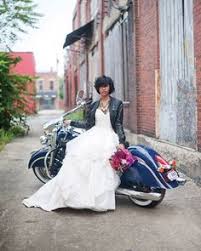 We did not find results for: 180 Harley Yes Rock N Roll Ideen Hochzeit Hochzeitsfoto Motorrad Klassisches Hochzeitskleid