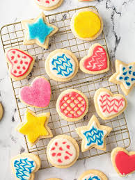Both create a very sturdy and stable icing that hardens quickly on top of cookies. Easy Sugar Cookie Icing That Hardens Belly Full