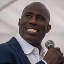 Former Denver Broncos Star Looking To Help Student-Athletes Learn NIL  Landscape