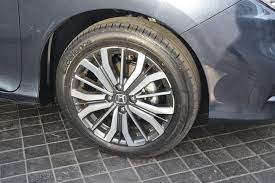 Honda city tranmission/gears are manual/5 speed. New Details On The 2017 Honda City Surface