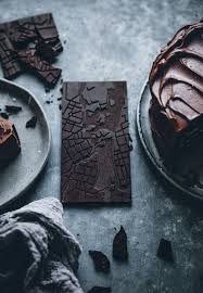 Chocolate Cake With Chocolate Chip Mascarpone Filling And Chocolate Fudge Frosting Call Me Cupcake Chocolate Fudge Frosting Fudge Frosting Chocolate Cake