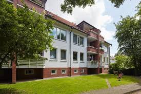 Alle lebensmittelgeschäfte für den täglichen bedarf sind fußläufig erreichbar. 2 Zimmer Wohnung Zu Vermieten Alte Aue 14 21129 Hamburg Finkenwerder Mapio Net