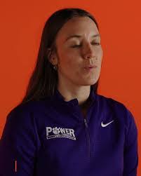 Janine Sumner's Instagram, Twitter & Facebook