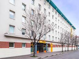 Hotelf1 Paris Porte De Montreuil Bagnolet