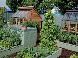 Maybe you would like to learn more about one of these? 27 Super Cool Backyard Garden Ideas Photos Garden Layout Vegetable Garden Layout Design Garden Design Layout